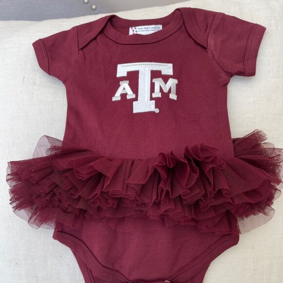 Two Feet Ahead A&M 6M Girl's Onesie with Tutu - Picture 1 of 3